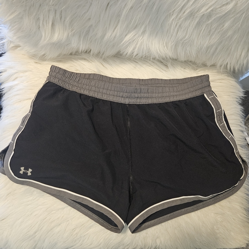 Womens Under Armour Heat Gear Lined Shorts